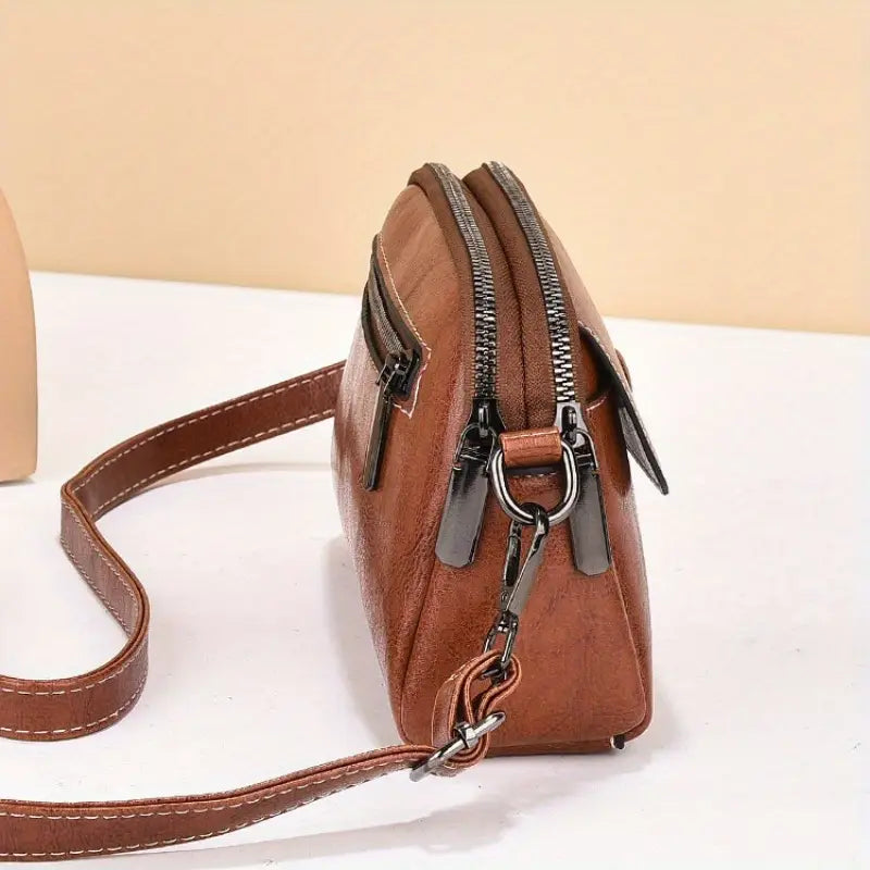 Elegant Women’s Crossbody Bag with Detachable Strap & Zipper Closure