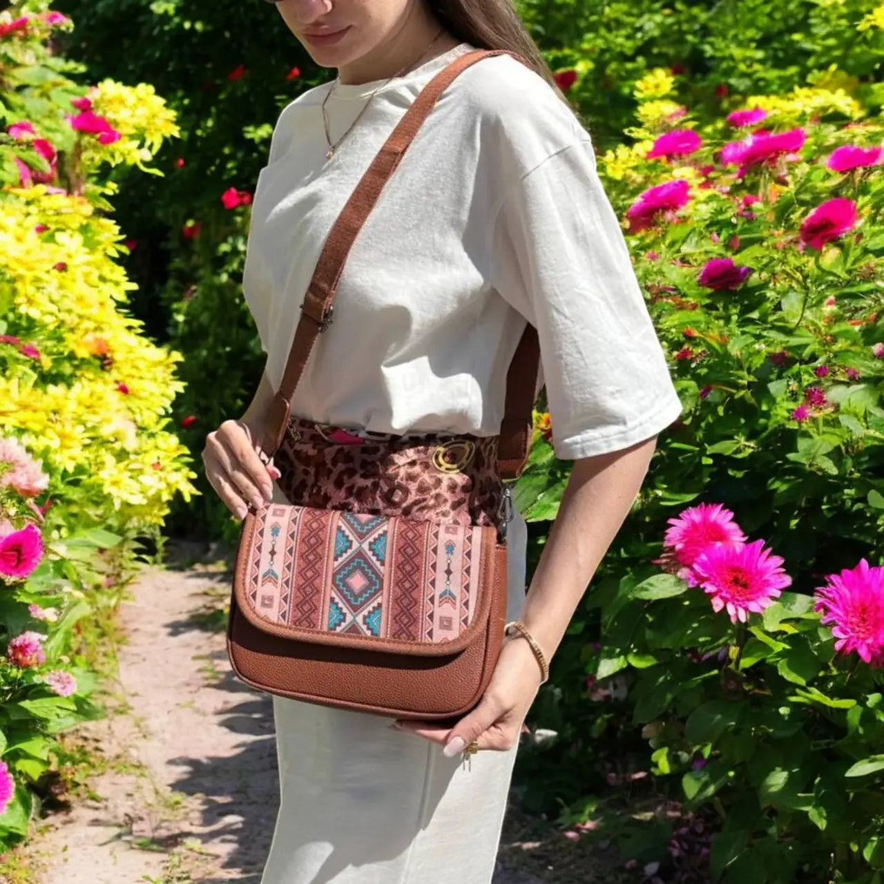 Premium Bohemian Crossbody Bag for Women – Elegant Ethnic-Style Shoulder Bag with Matching Card Holder